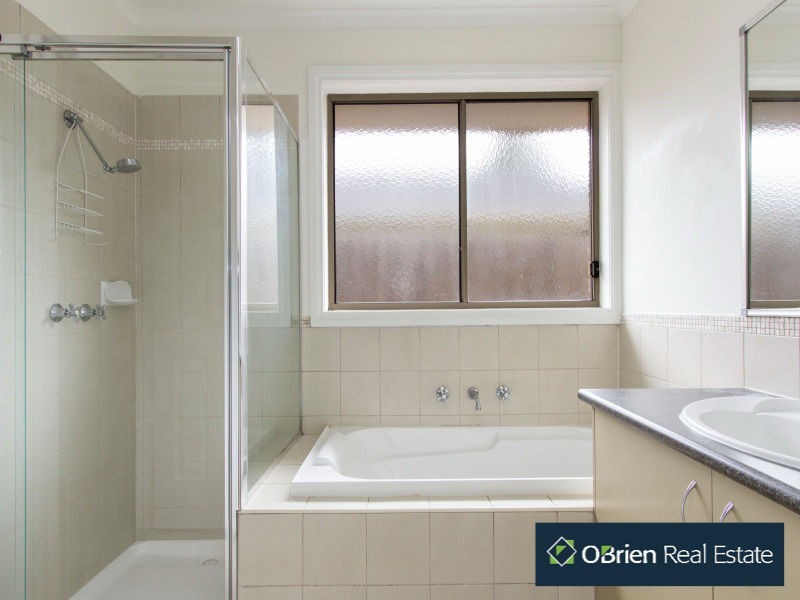 20/17 Coco Parade, Skye VIC 3977