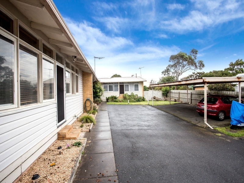 2/1-3 Berry Avenue, Edithvale VIC 3196