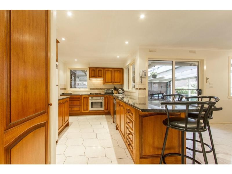 15 Arrunga Court, Patterson Lakes VIC 3197