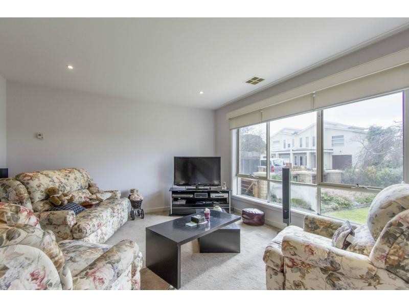 1/60 Sherwood Avenue, Chelsea VIC 3196