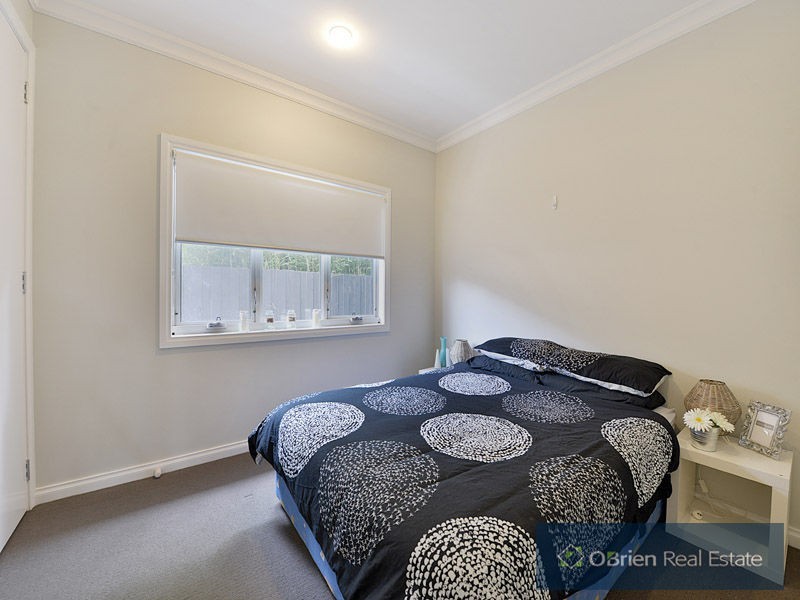 2/64 Ella Grove, Chelsea VIC 3196