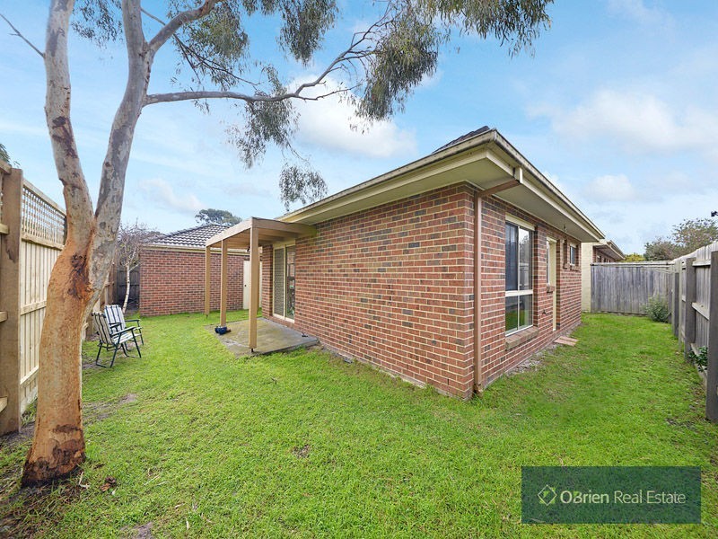 4/18 East Road, Seaford VIC 3198