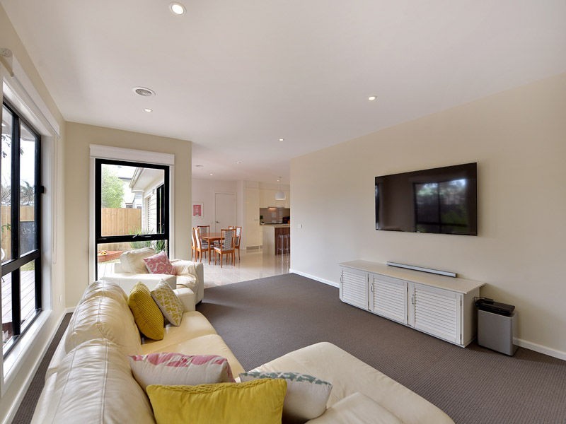 Unit 2/30 Munro Avenue, Edithvale VIC 3196