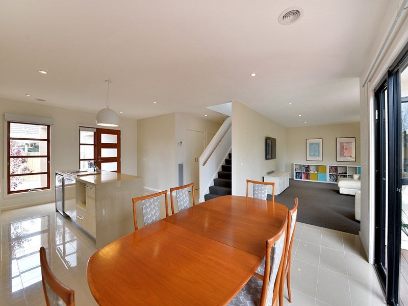 Unit 2/30 Munro Avenue, Edithvale VIC 3196