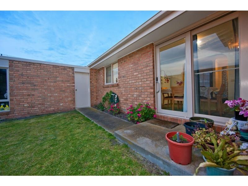 2/60 Bondi Road, Bonbeach VIC 3196