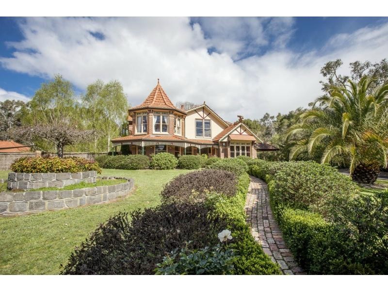 10 Woodlea Place, Langwarrin VIC 3910