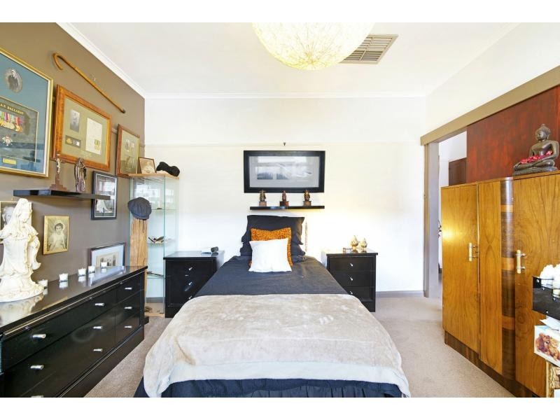 10 Banksia Street, Bentleigh East VIC 3165