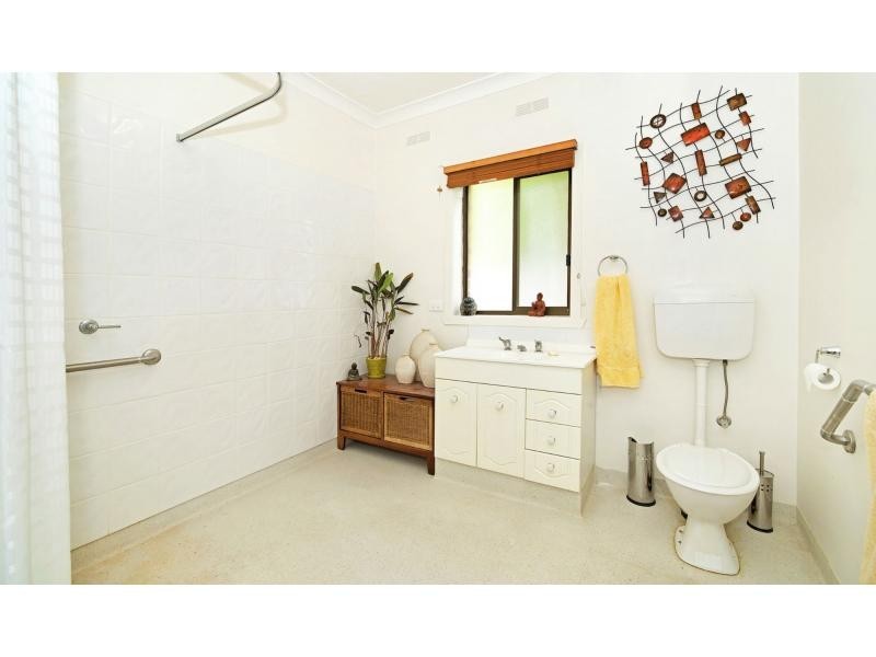 10 Banksia Street, Bentleigh East VIC 3165