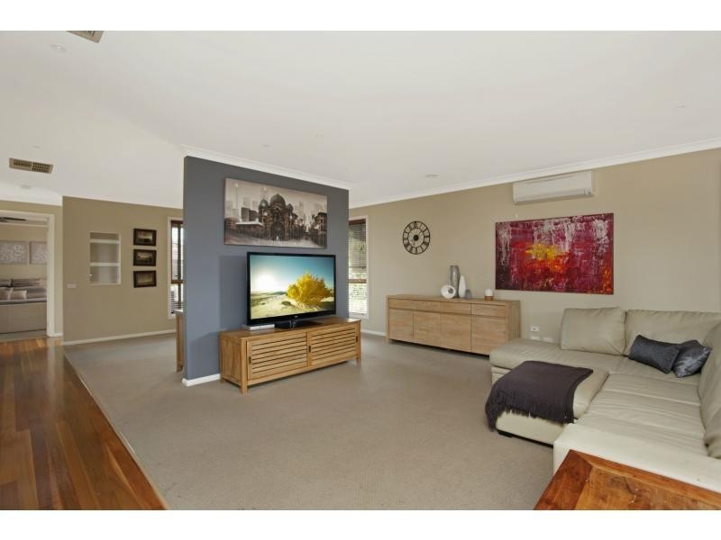 2/60 Catherine Avenue, Chelsea VIC 3196