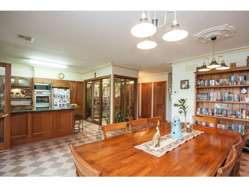 221 Gladesville Boulevard, Patterson Lakes VIC 3197