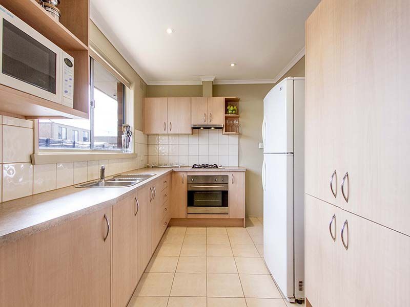 4/11 Sherwood Avenue, Chelsea VIC 3196