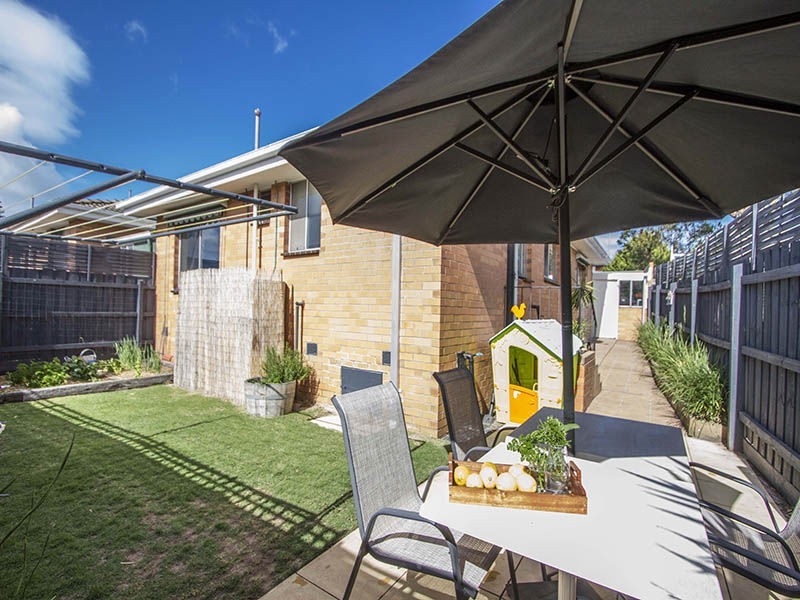 4/11 Sherwood Avenue, Chelsea VIC 3196