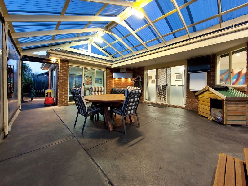 15 Trinity Court, Patterson Lakes VIC 3197