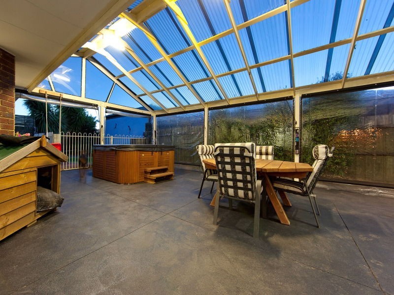 15 Trinity Court, Patterson Lakes VIC 3197