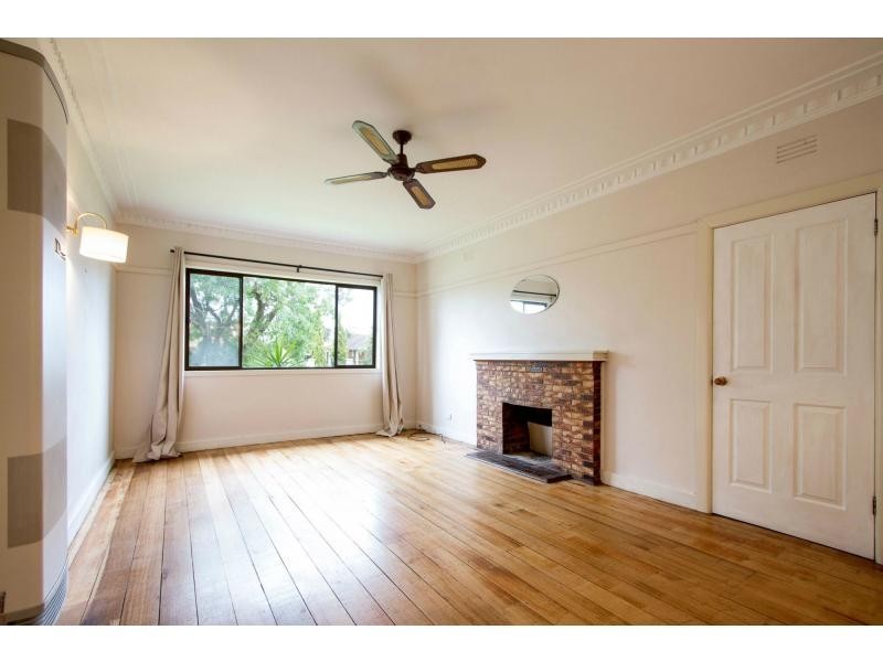 50 Woodbine Grove, Chelsea VIC 3196