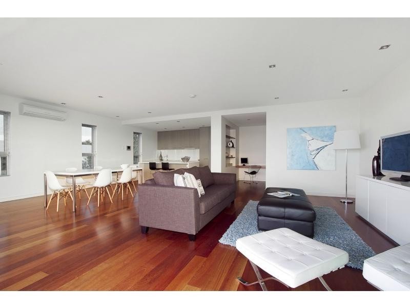 17C Nepean Highway, Seaford VIC 3198