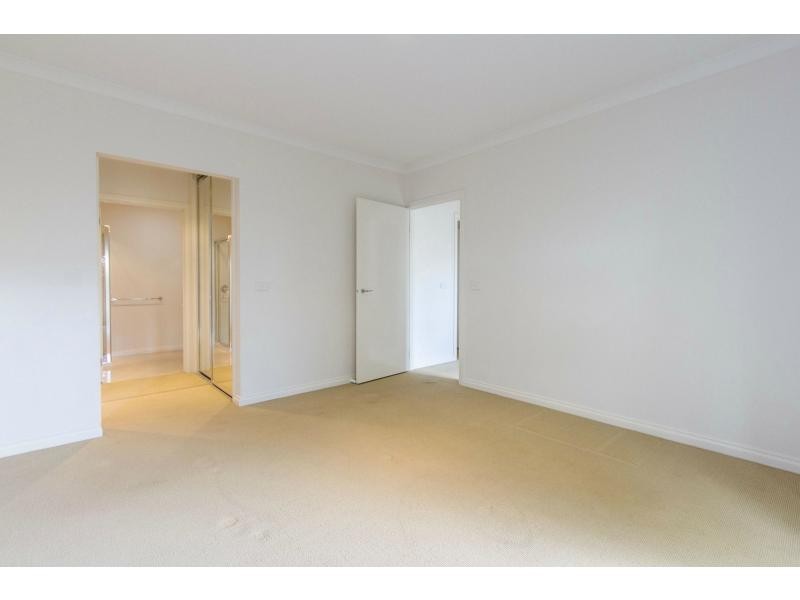 Unit 3/11 Woodbine Grove, Chelsea VIC 3196