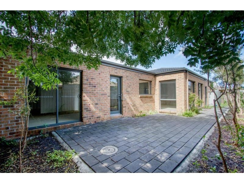 Unit 3/11 Woodbine Grove, Chelsea VIC 3196