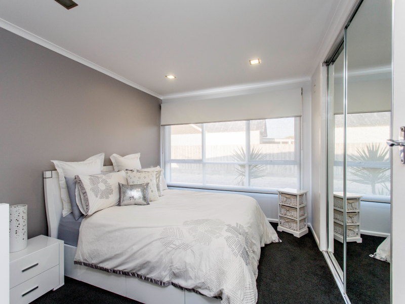 2/8 Woodbine Grove, Chelsea VIC 3196