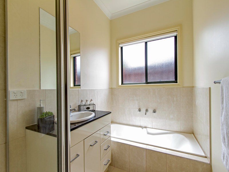 27A Elsie Grove, Edithvale VIC 3196