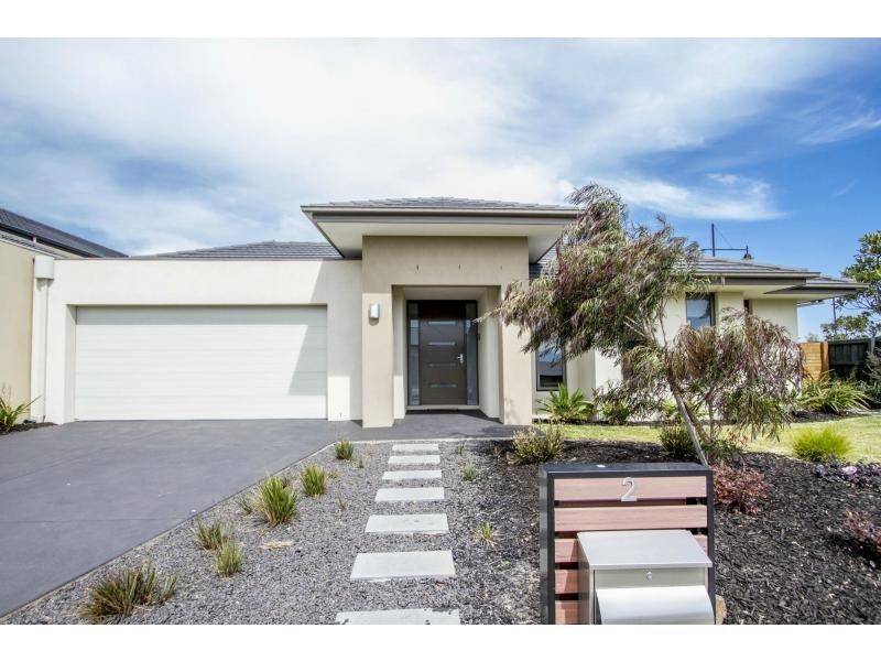 2 Portland Place, Waterways VIC 3195