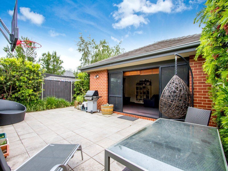 29A Ella Grove, Chelsea VIC 3196