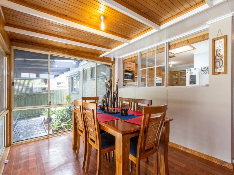 49 Huxley Avenue, Mulgrave VIC 3170