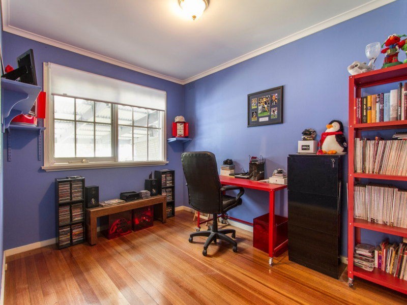 49 Huxley Avenue, Mulgrave VIC 3170