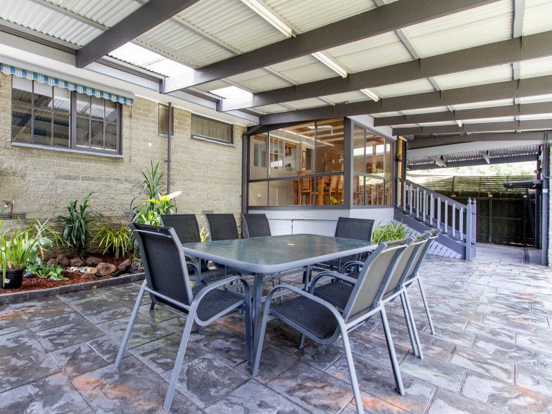 49 Huxley Avenue, Mulgrave VIC 3170