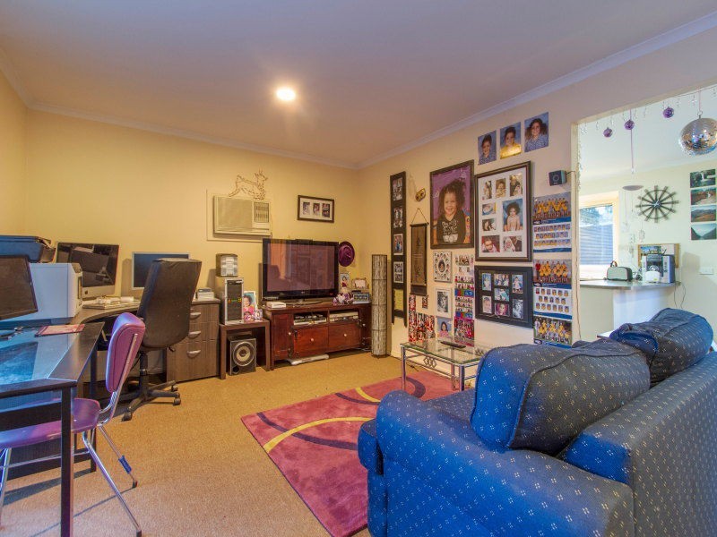 8 Perovic Place, Chelsea Heights VIC 3196