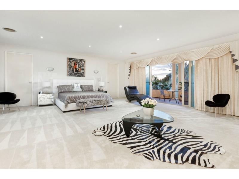 19 Hatteras Court, Patterson Lakes VIC 3197
