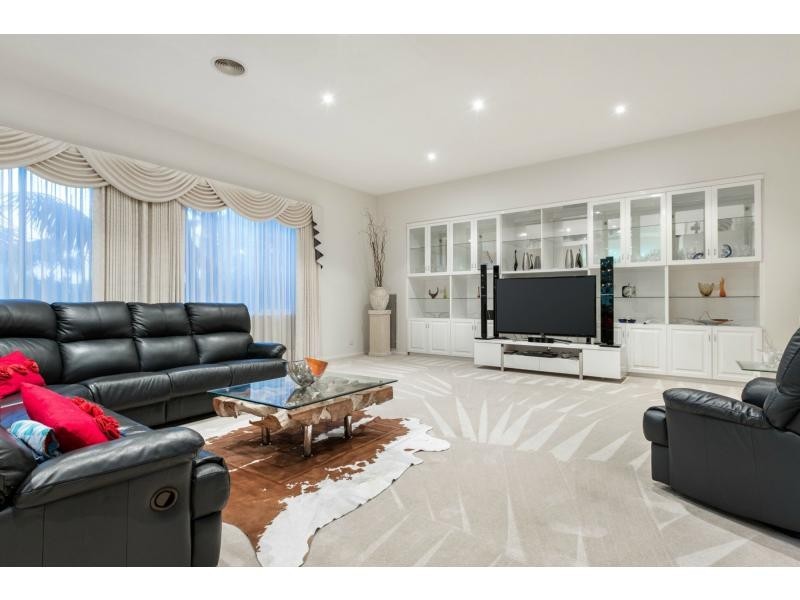 19 Hatteras Court, Patterson Lakes VIC 3197
