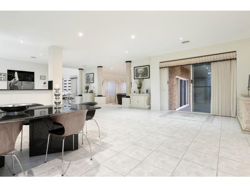 19 Hatteras Court, Patterson Lakes VIC 3197