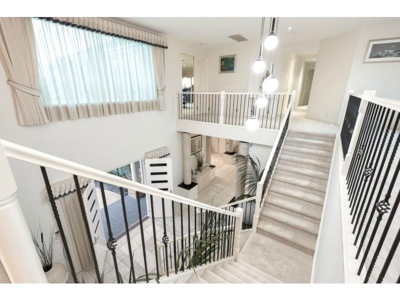 19 Hatteras Court, Patterson Lakes VIC 3197