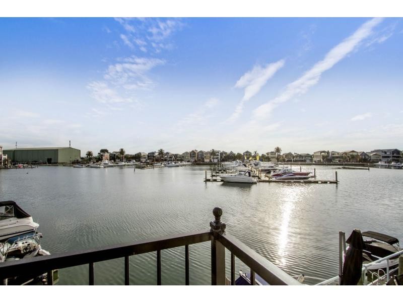 27 Scarborough Drive, Patterson Lakes VIC 3197