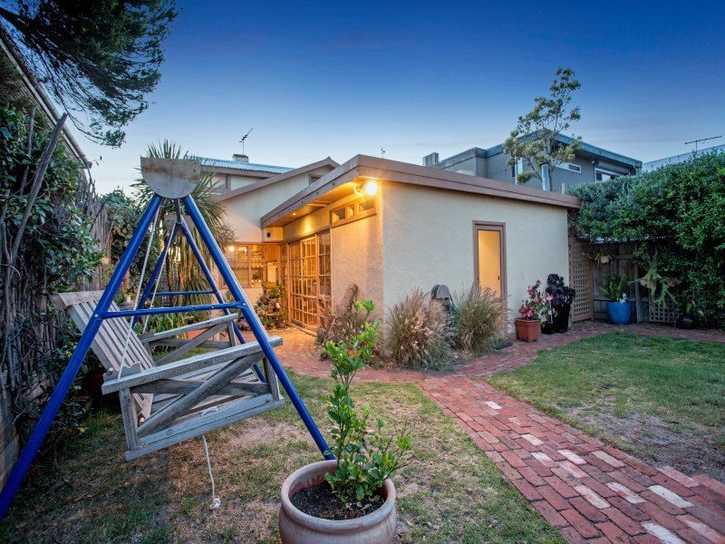 5A Gladstone Avenue, Aspendale VIC 3195
