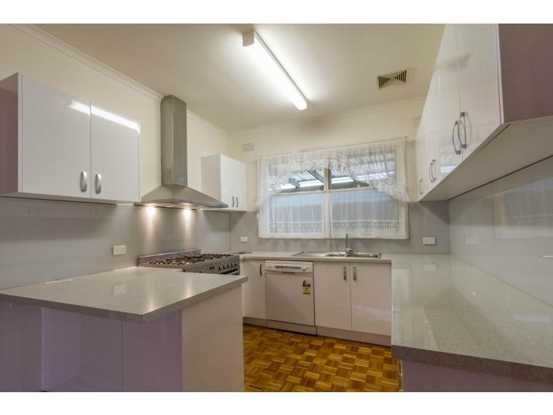 26 Blantyre Avenue, Chelsea VIC 3196