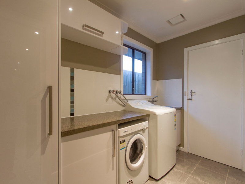 16 Elisdon Drive, Seaford VIC 3198