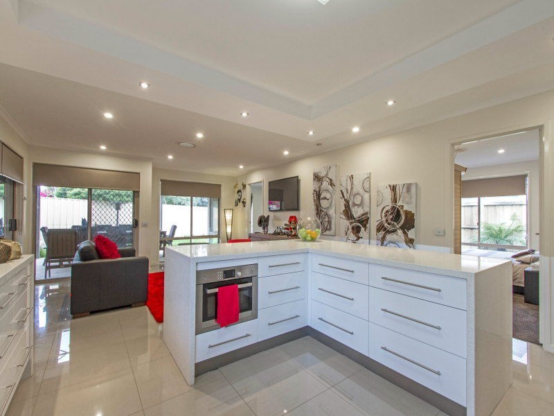 3 Mermaid Court, Patterson Lakes VIC 3197