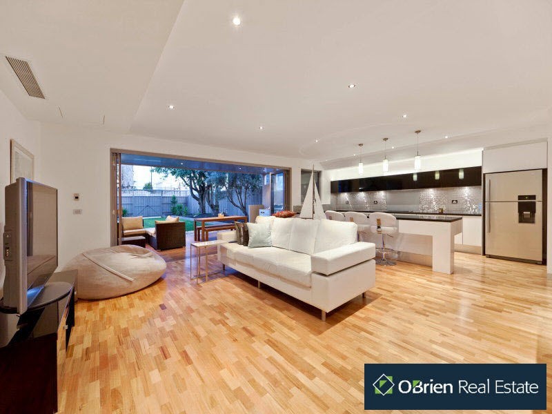 38 Tramway Parade, Beaumaris VIC 3193