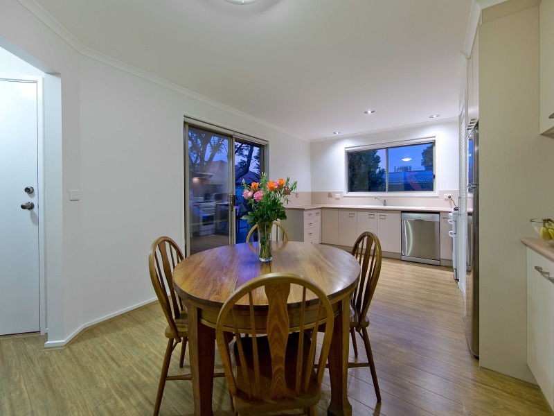 Unit 2/68 Ella Grove, Chelsea VIC 3196