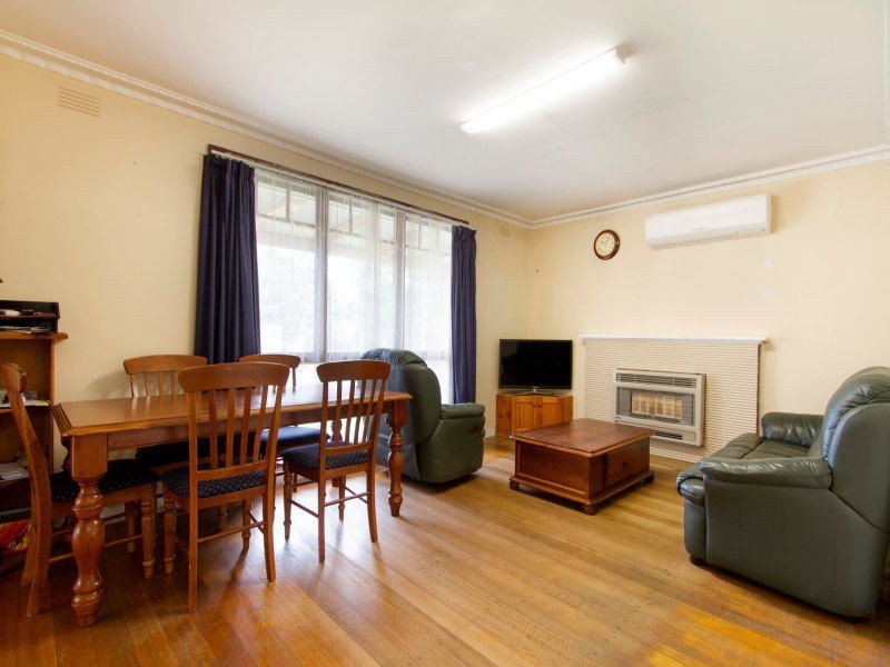 13 Belvedere Road, Seaford VIC 3198