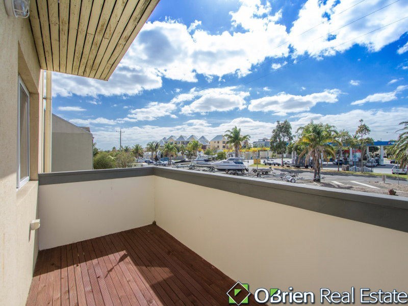 20 Scarborough Drive, Patterson Lakes VIC 3197