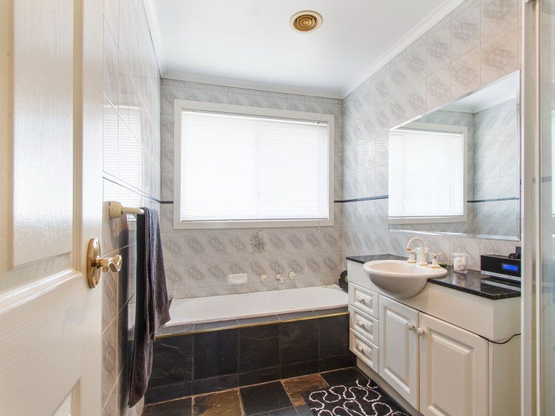 13 Mermaid Court, Patterson Lakes VIC 3197