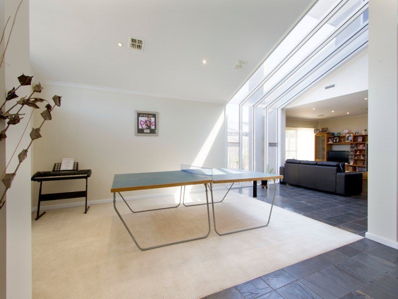 13 Mermaid Court, Patterson Lakes VIC 3197