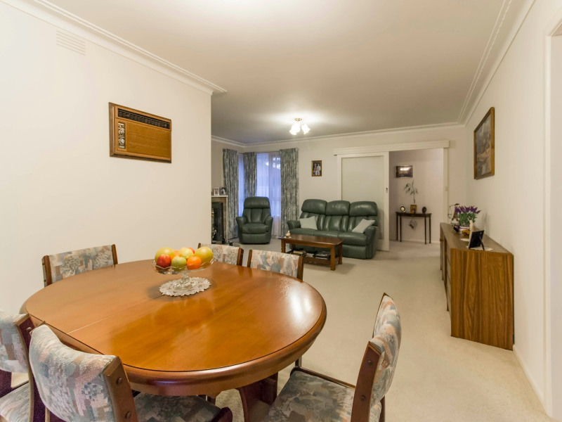 96 Ella Grove, Chelsea VIC 3196