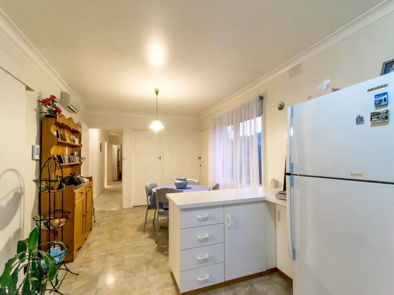 96 Ella Grove, Chelsea VIC 3196