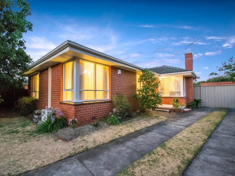 96 Ella Grove, Chelsea VIC 3196