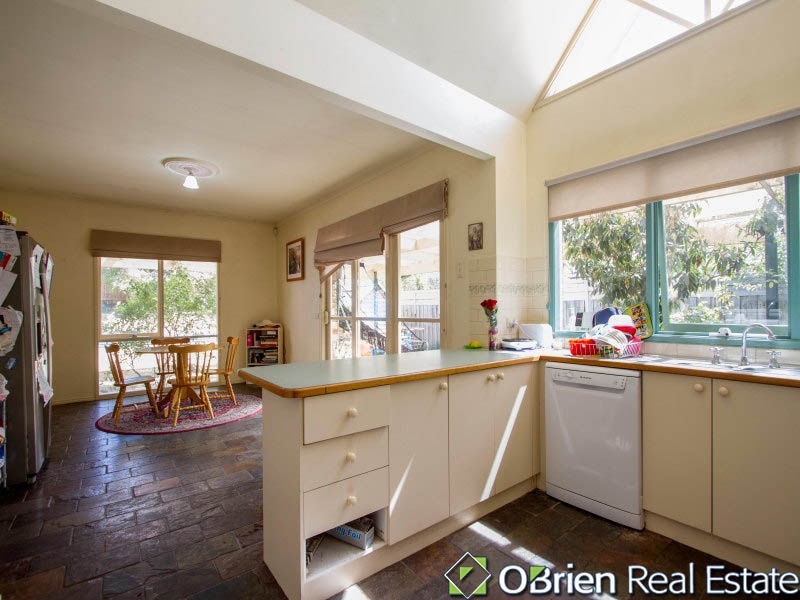 28 Gladesville Boulevard, Patterson Lakes VIC 3197