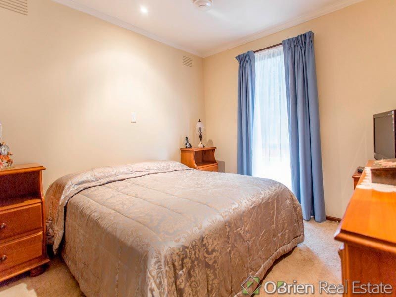 15 Tudor Court, Edithvale VIC 3196